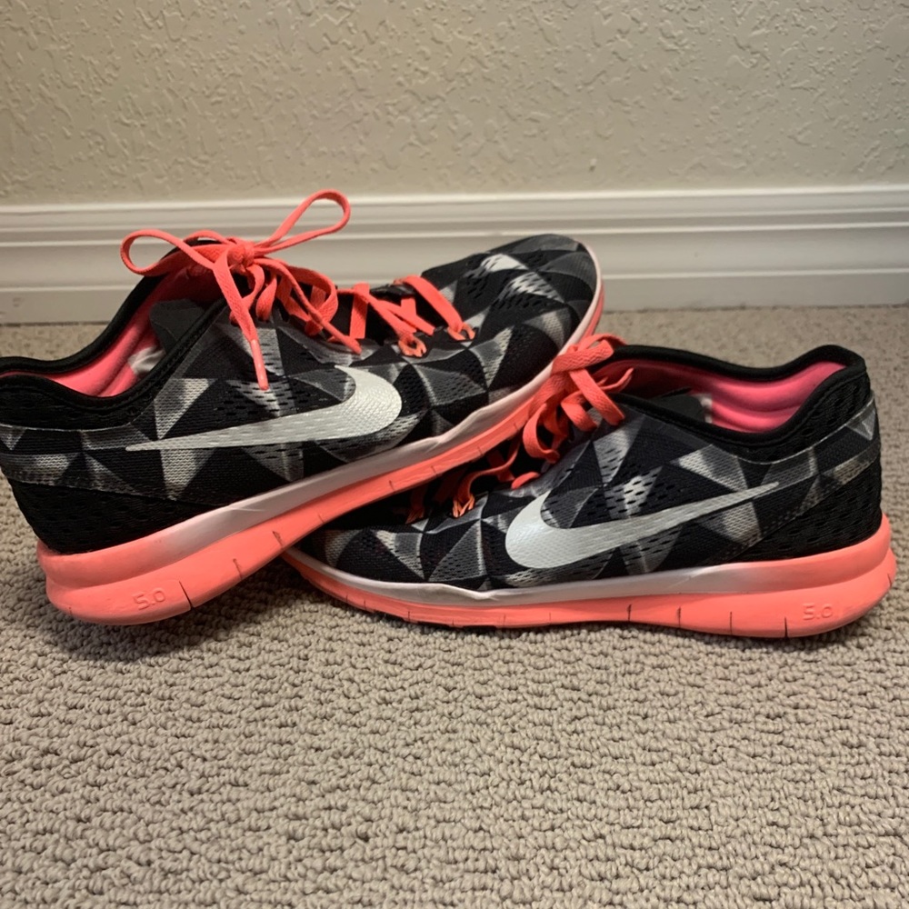 Nike Free Runs